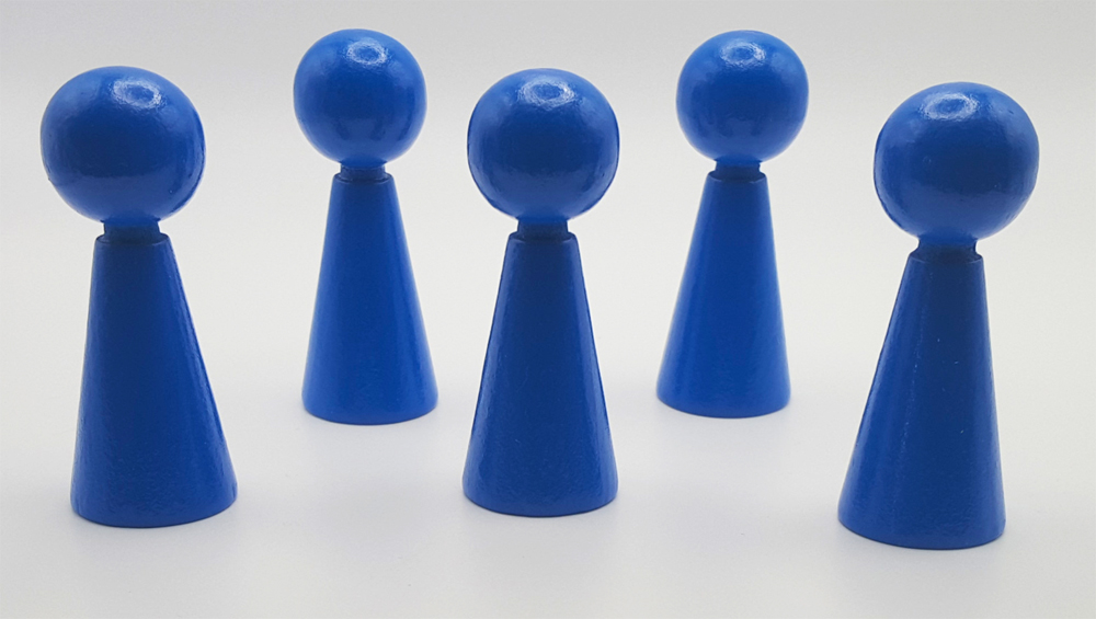 www.systembrett.at · Systembrett-Artikel · 5er-Set Holzfigur 6 cm in blau (mit Hals und ohne Augen) www.systembrett.at · Systembrett-Artikel · 5er-Set Holzfigur 6 cm in blau (mit Hals und ohne Augen);
